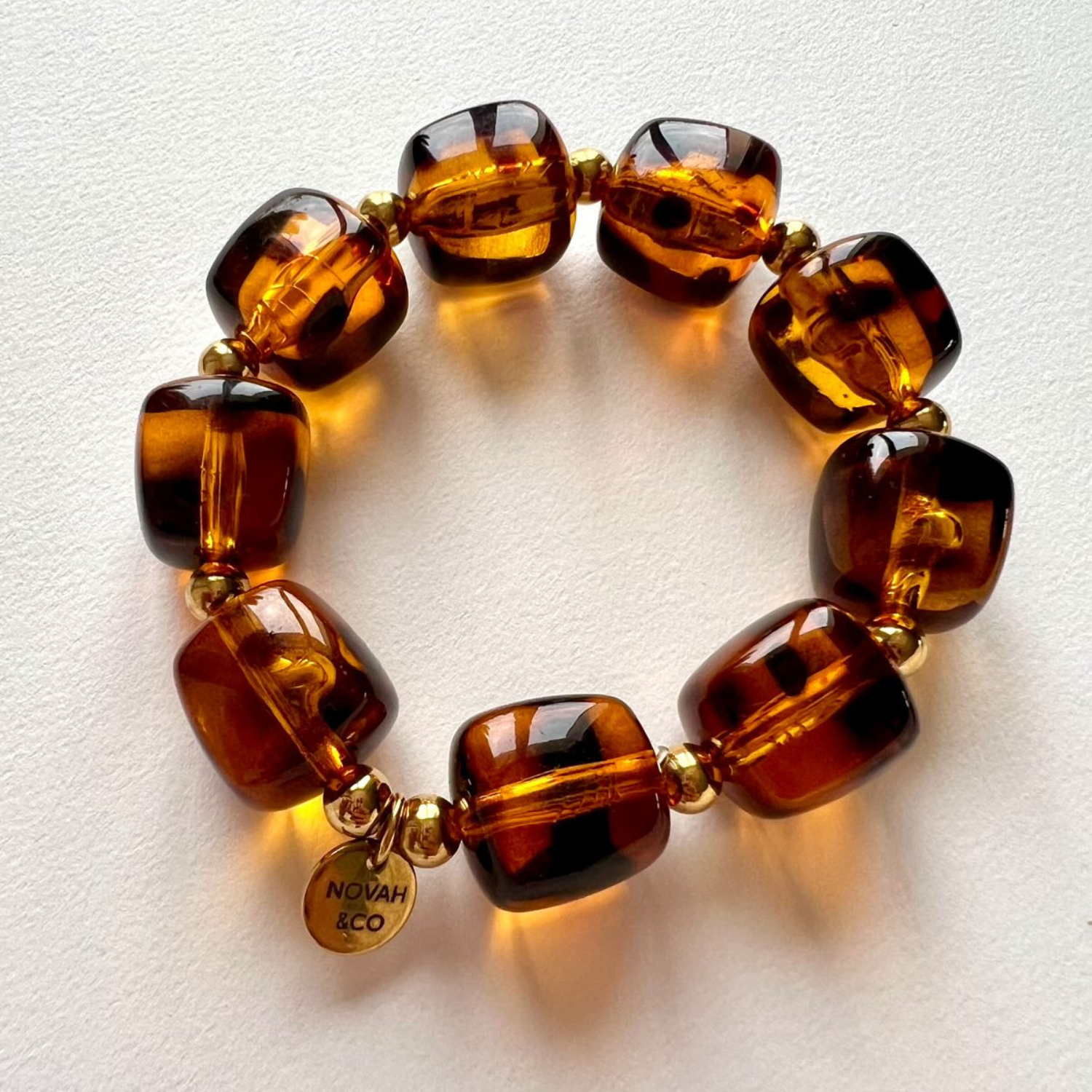 bracelet perles résine léopard