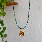 acier inoxydable et pierres fines pour ce collier